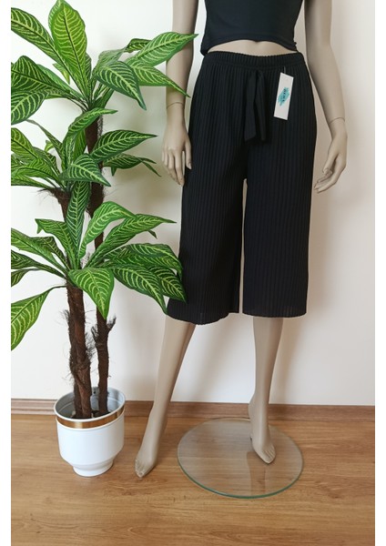 Kadın Fitilli Çizgili Raporlu Pamuklu Bermuda Pantolon