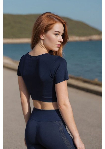 Lacivert Bisiklet Yaka Slim Fit Crop Top fiyatları