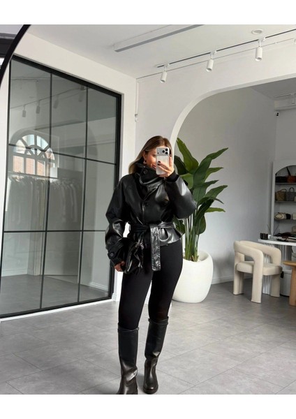 Dik Yaka Belden Kuşaklı Deri Ceket fiyatları