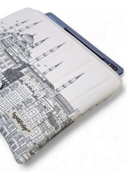 Istanbul Silüeti Çizgisel Desenli iPad Tablet Çantası, 10-12 Inç Uyumlu fırsatları