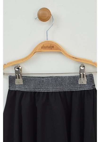 23 Nisan Özel Beli Simli Lastikli Volanlı Siyah Etek (5-14 Yaş) modelleri