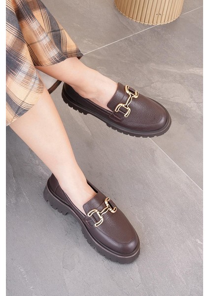 TERESA İTHAL TOKA DETAYLI HAKİKİ DERİ LEOFER KADIN GÜNLÜK AYAKKABI KAHVE modelleri