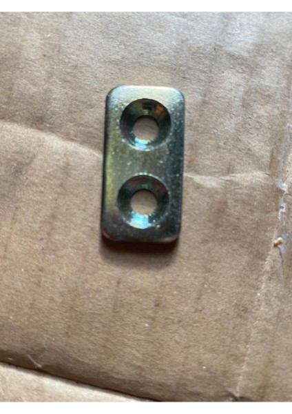 Tofaş Renault Cam Krikosu Sabitleme Yuvası