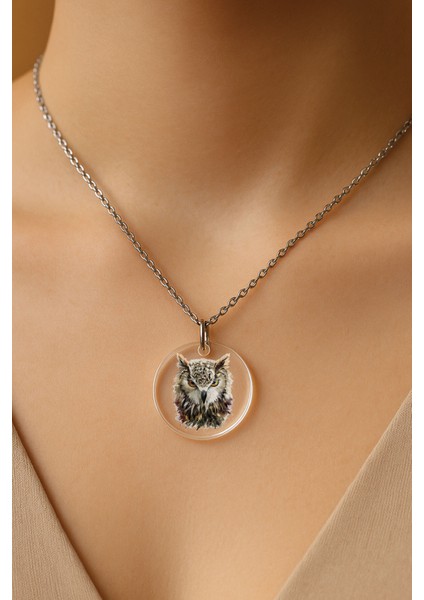 Şeffaf Sert Akrilik Kolye Ucu ve Üzeri Zincirli Desenli Kolye Baykuş