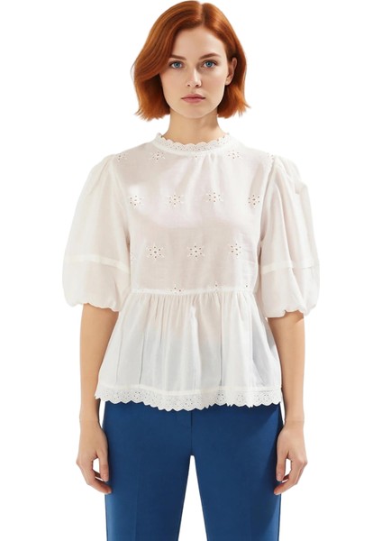 Kadın Pamuklu Brode Detaylı Kısa Kollu Bluz Kaliteli Şık Rahat Modern Zarif Günlük fiyatları