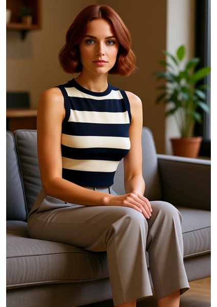 Kadın Çizgili Bisiklet Yaka Ince Triko Crop Üst Kaliteli Şık Rahat Modern Zarif Günlük