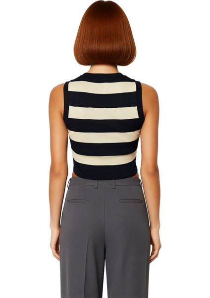 Kadın Çizgili Bisiklet Yaka Ince Triko Crop Üst Kaliteli Şık Rahat Modern Zarif Günlük modelleri