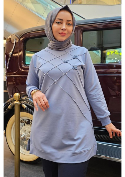 Kadın Dikme ve Taş Detaylı Tesettür Tunik