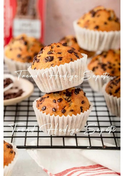 Hediye Sepeti Takribi 100 Adet Orta Boy Beyaz Muffin Kek Kalıbı 40X30 Mm, Kağıdı, Brownie Kalıbı