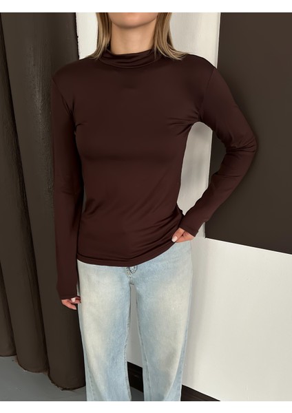 Kadın Parmak Detaylı Body fırsatları