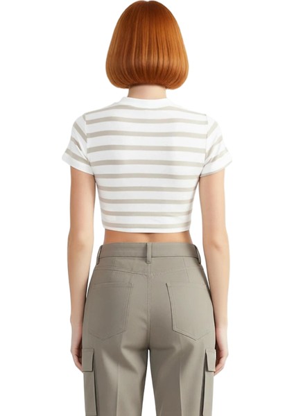 Şık Çizgili Viskoz Crop Bluz Yazlık Rahat Fitted Kalıp Uzun Ömürlü Seçkin Malzeme Trend Tasarım fırsatları