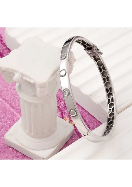 Gümüş Taşlı Vida Kadın Bilezik