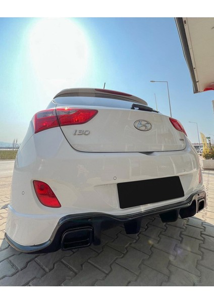 Hyundai I30 Rs Difüzör (Plastik) 2012-2017 Uyumlu Parlak Siyah