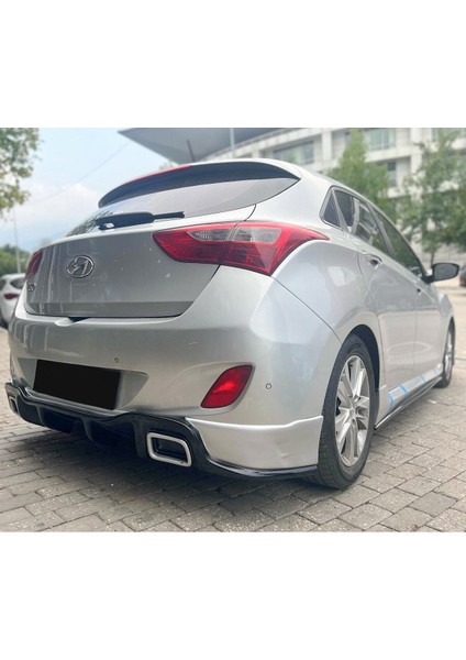 Hyundai I30 Rs Difüzör (Plastik) 2012-2017 Uyumlu Parlak Siyah fırsatları