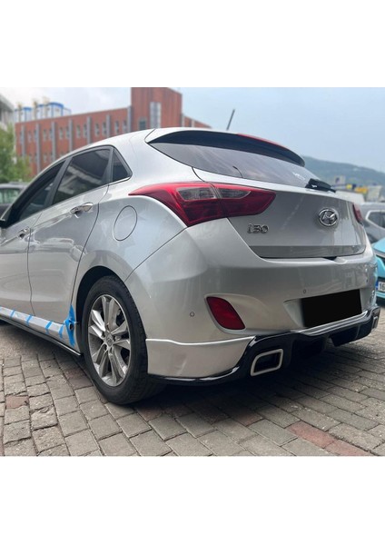 Hyundai I30 Rs Difüzör (Plastik) 2012-2017 Uyumlu Parlak Siyah