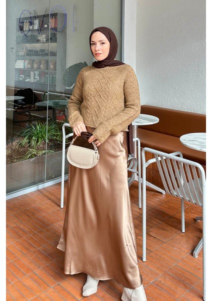 Örgülü Kazak Camel