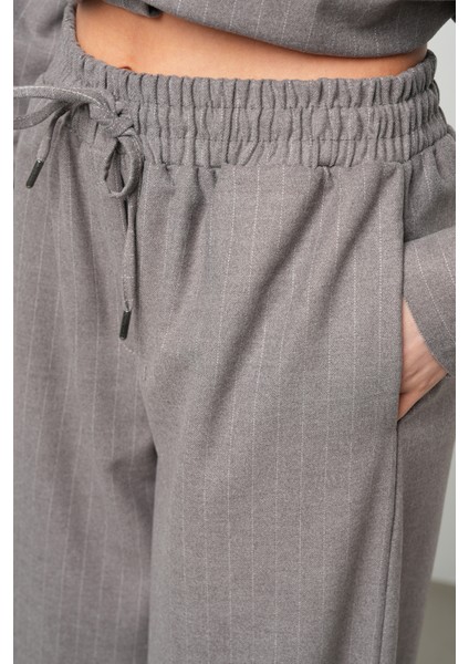 Kadın Bol Paça Beli Lastikli Çizgili Desenli Pantolon modelleri