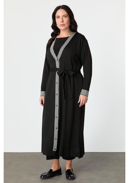 Büyük Beden Düğmeli Uzun Triko Hırka-Siyah