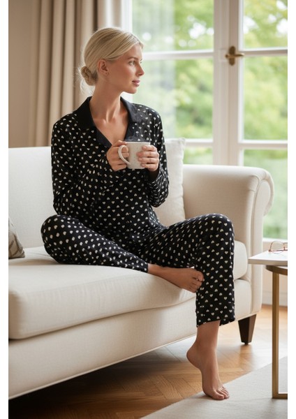 Kadın Siyah Kalp Desenli Pamuklu Uzun Pijama Seti – Yumuşak ve Rahat Ev Giyim modelleri