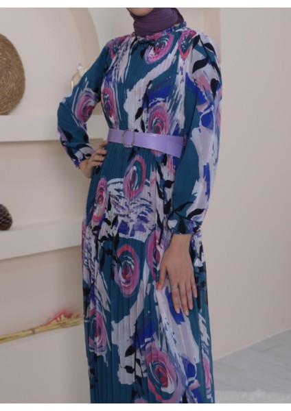 Petrol Mavisi Desenli Pileli Kemerli Uzun Kollu Şifon Boydan Elbise modelleri