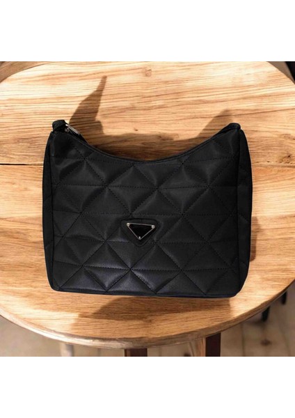 Shyne Kadın Kapitone Tasarım Şık Omuz Çanta