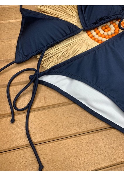 Kadın Likralı Esnek Yandan ve Boyundan Bağlamalı Şık Ipli Üçgen Bikini Takım modelleri