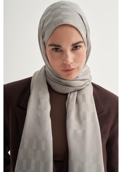 Küpçizgi Jakar Italyan Ipekli Şal Açık Gri fırsatları