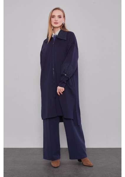 Lacivert Kol Kapitone Detaylı Kap