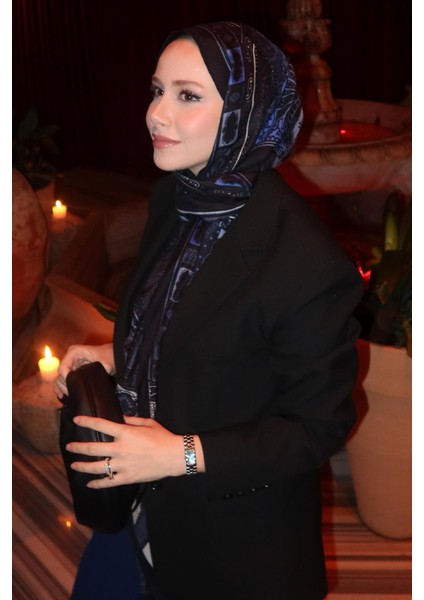 Feyza Hakyemez'in Tercihi Deep Indigo Early Ipek Şal fiyatları