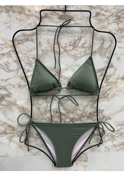 Kadın Likralı Esnek Yandan ve Boyundan Bağlamalı Şık Ipli Üçgen Bikini Takım