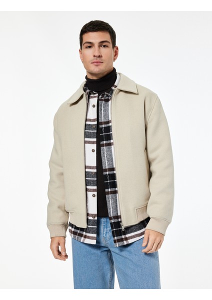 Uzun Kollu Cepli Fermuarlı Gömlek Yaka Kışlık Kaşe Bomber Ceket