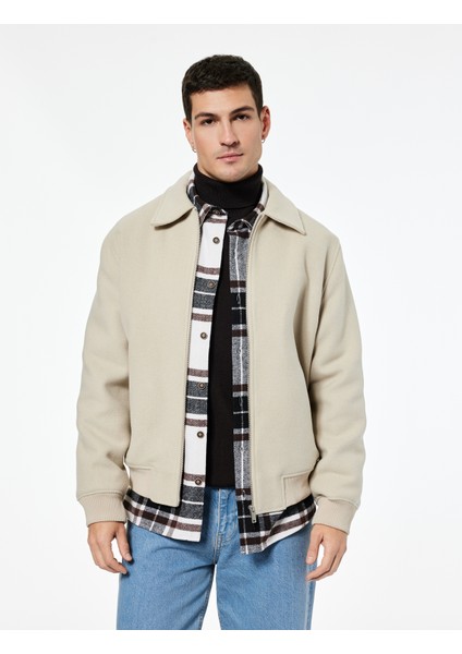 Uzun Kollu Cepli Fermuarlı Gömlek Yaka Kışlık Kaşe Bomber Ceket fırsatları