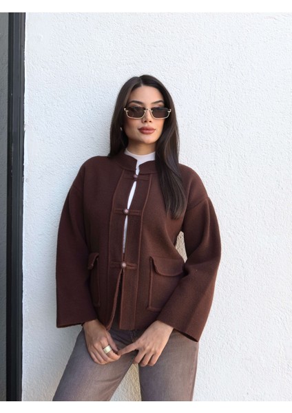 Dik Yaka Cepli Triko Hırka