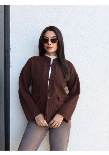 Dik Yaka Cepli Triko Hırka fiyatları