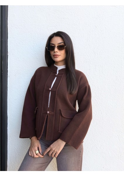 Dik Yaka Cepli Triko Hırka fırsatları