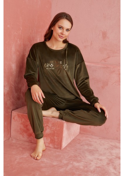 Calia 8701 Uzun Kollu Kadife Battal Beden Kadın Pijama Takımı fiyatları