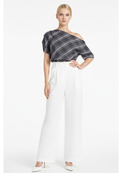 Kadın Tek Omuzlu Asimetrik Kesim Regular Fit Kayık Yaka Kareli Kısa Kollu Bluz - Şık Kadın Bluz modelleri