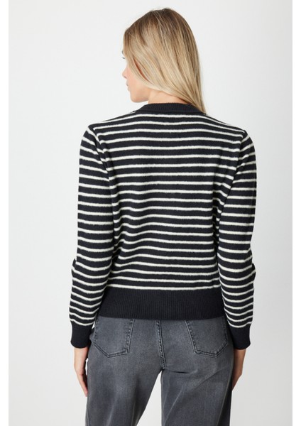 Kadın Sıfır Yaka Çizgili Hırka 63901 Siyah fırsatları