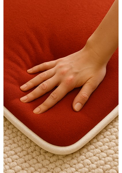 3 CM Süngerli Ortopedik Lüks Kadife Seccade Diz Ağrıtmaz Namazlık Suni Deri Tabanlı 70 x 120 cm