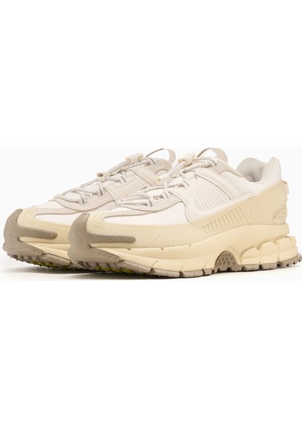 Zoom Vomero Roam Beige FV2295-101 indirimleri