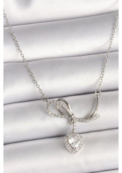 316L Çelik Gümüş Renk Zincir Zirkon Taşlı Düğüm Sallantı Kalp Figür Kadın Kolye