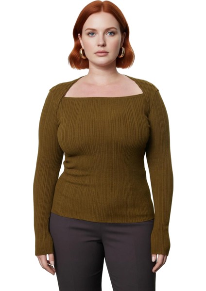 Kadın Moda Şık Büyük Beden Regular Kare Yaka Fitted Kalıp Triko I Örgü Detaylı Yumuşak Kumaş Bluz fiyatları