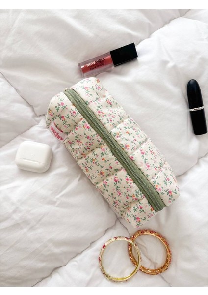 Pıtırcık Çiçekli Tek Gözlü Kalemlik Yıkanabilir Yeşil Fermuarlı Okul Kalem Kutusu Bej Kalemlik modelleri