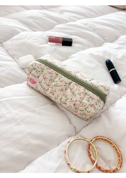 Pıtırcık Çiçekli Tek Gözlü Kalemlik Yıkanabilir Yeşil Fermuarlı Okul Kalem Kutusu Bej Kalemlik fırsatları