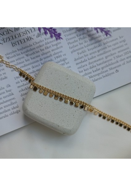 Pullu, Sallantılı 14K Altın Rengi Premium Kaplama Kadın Bileklik modelleri