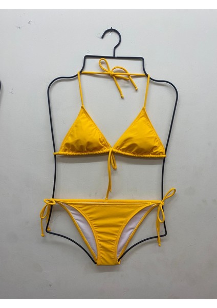 Kadın Likralı Esnek Yandan ve Boyundan Bağlamalı Şık Ipli Üçgen Bikini Takım
