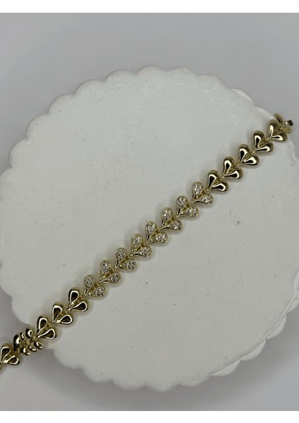 Parlak ve Taşlı Kalp Figürlü Gold Bileklik fiyatları