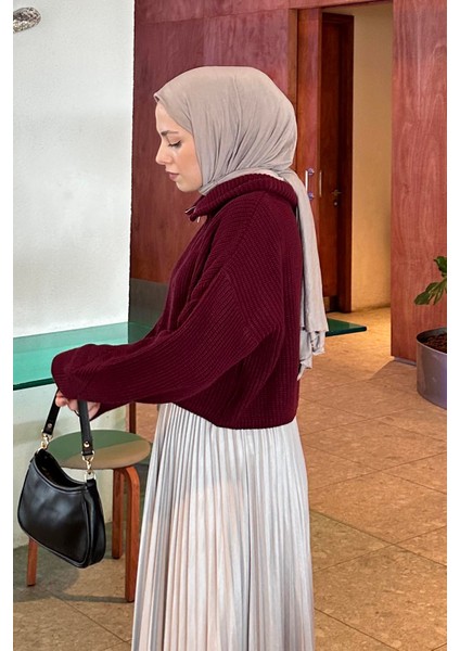 Yaka Fermuarlı Crop Triko Kazak Bordo fiyatları