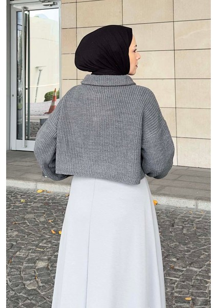 Yaka Fermuarlı Crop Triko Kazak Gri fırsatları