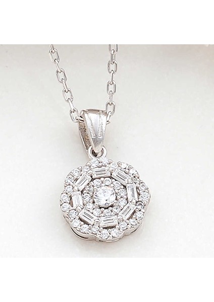 Gümüş Zirkon Taşlı Çiçek Kadın Kolye